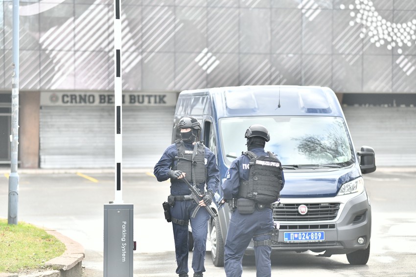 Policija na stadionu Partizana