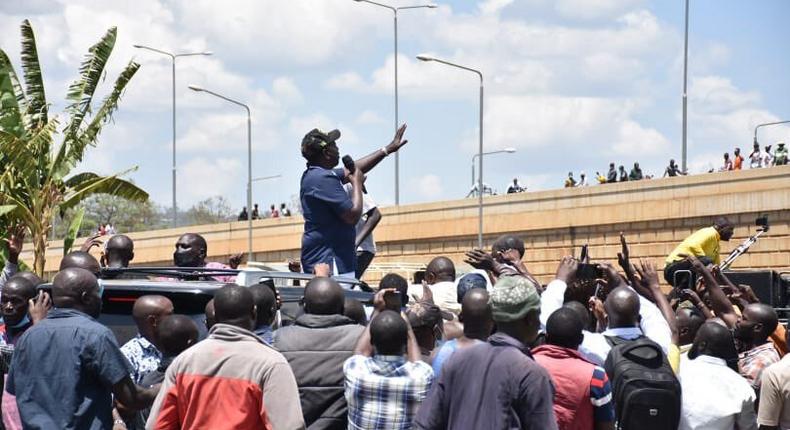 Deputy President William Ruto was on Wednesday, November 11, forced to cut short his speech in Kondele, Kisumu, after a mob hurled rocks at his motorcade. 