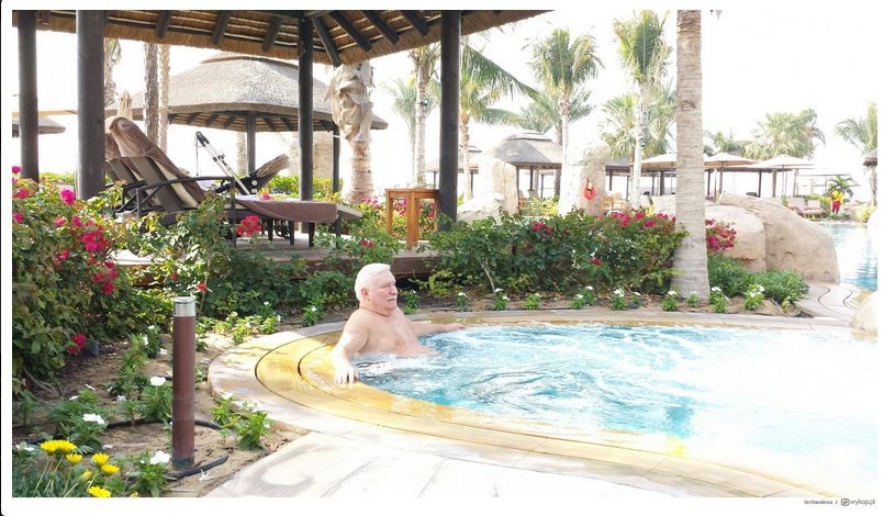 Lech Wałęsa w Dubaju / zdjęcie z oficjalnego profilu