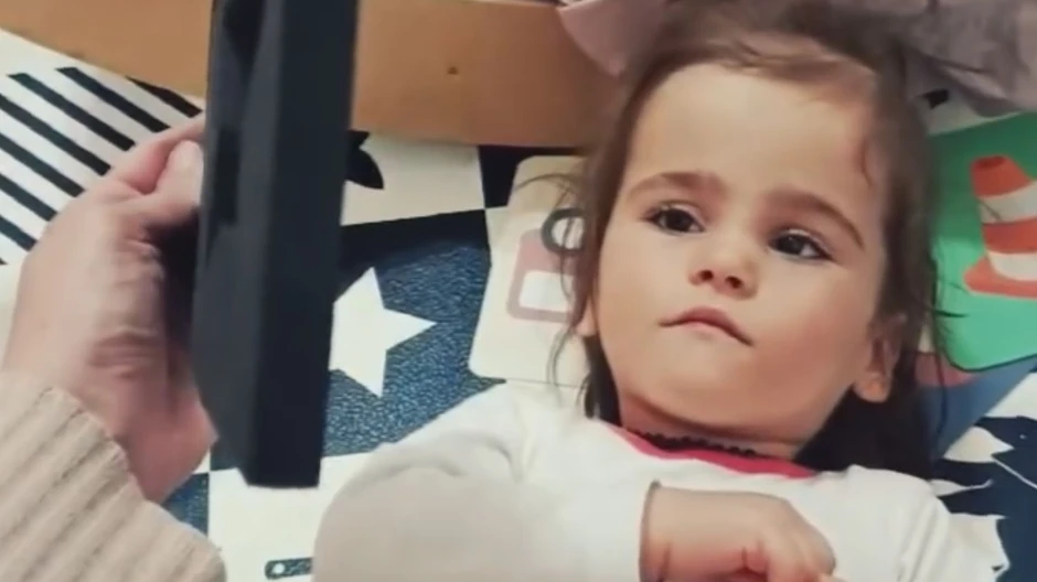 Postoji nada da će uz pravu pomoć uspeti i u najvećoj borbi  - da stimuliše svoj vid