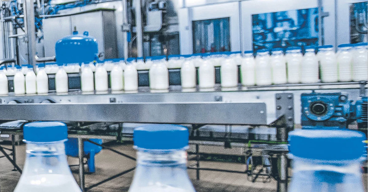 Mleko kipi z garnka? Zrób to, a problem zniknie. Sprawdzony trik babci