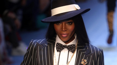 Naomi Campbell na wybiegu. 48-letnia modelka wciąż zachwyca