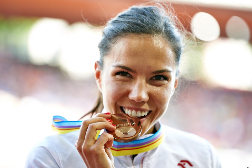 Joanna Jóźwik zdobyła brązowy medal w biegu na 800 metrów podczas rozgrywanych w Zurychu mistrzostw Europy w lekkiej atletyce. Polka miała czas 1.59,63 i pobiła swój rekord życiowy. Mistrzynią Europy została Białorusinka Maryna Arzamasowa (1.58,15), a srebrny medal zdobyła Brytyjka Lynsey Sharp (1.58,80).