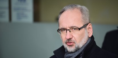 Niedzielski podał dane: przekroczyliśmy granicę 100 tys. zgonów 