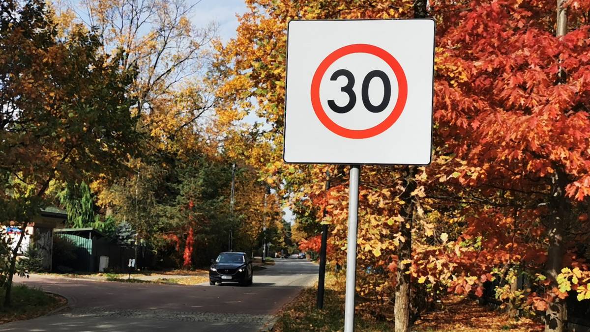 Ograniczenie do 30 km/h w całej Warszawie? Ruszyły konsultacje