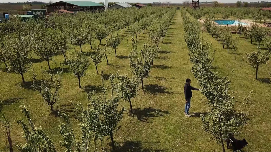 LOP ep 74 Farma 47mp400 01 39 18Still002