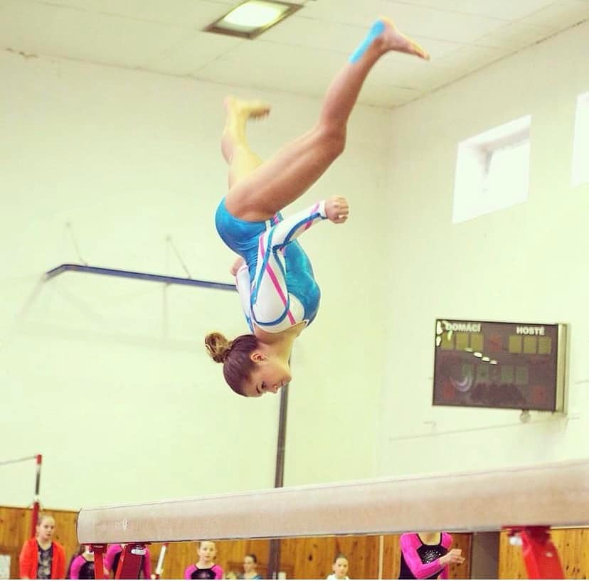 Blízki a svet českej gymnastiky sa vyrovnáva s odchodom mladej reprezentantky Natálie Štíchovej.