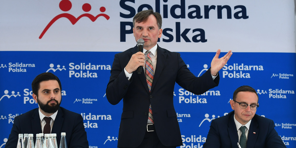 Politycy Solidarnej Polski upodobali sobie Gościniec w Czuszowie. 