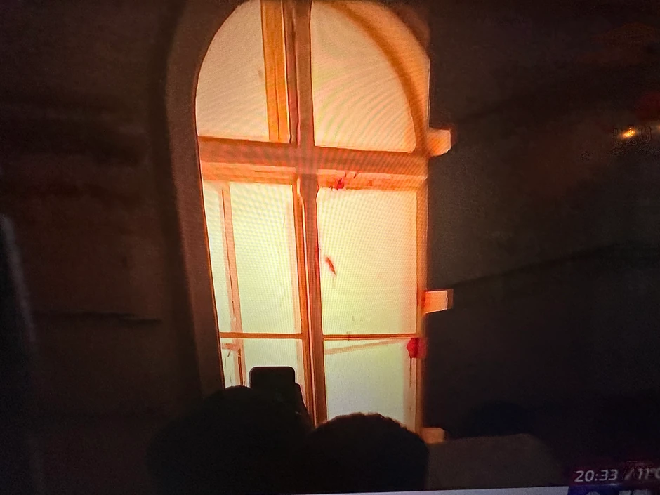 Plamen na prvom spratu Gradske kuće, protest Novi Sad