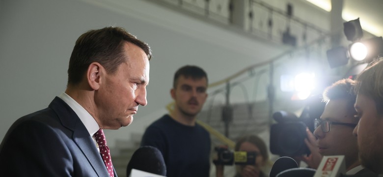 Czy Polsce grozi wojna z Rosją? Sikorski: Putin nie będzie aż na tyle szalony
