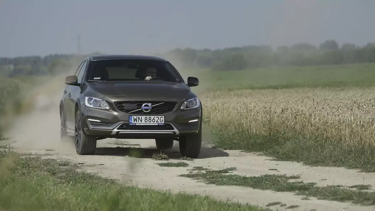 Za ładne na dziurawe drogi - test Volvo V60 Cross Country