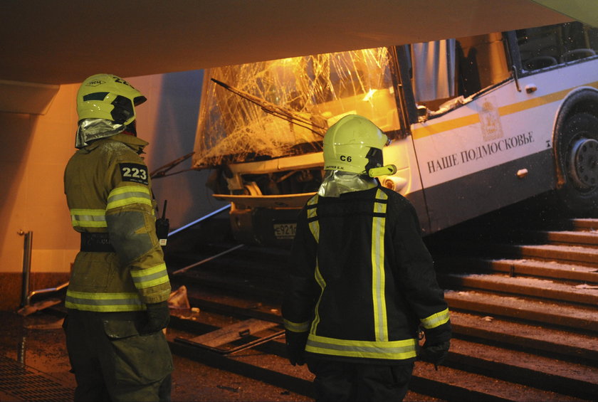 Moskwa. Rozpędzony autobus wjechał w tłum ludzi 