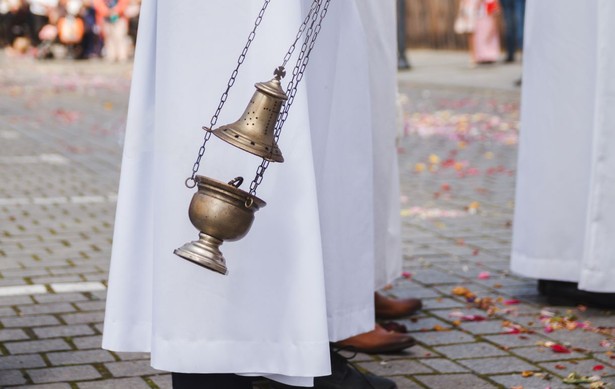 Czerwcówka 2025. Długi weekend w Boże Ciało. Ile dni wolnego można zyskać?