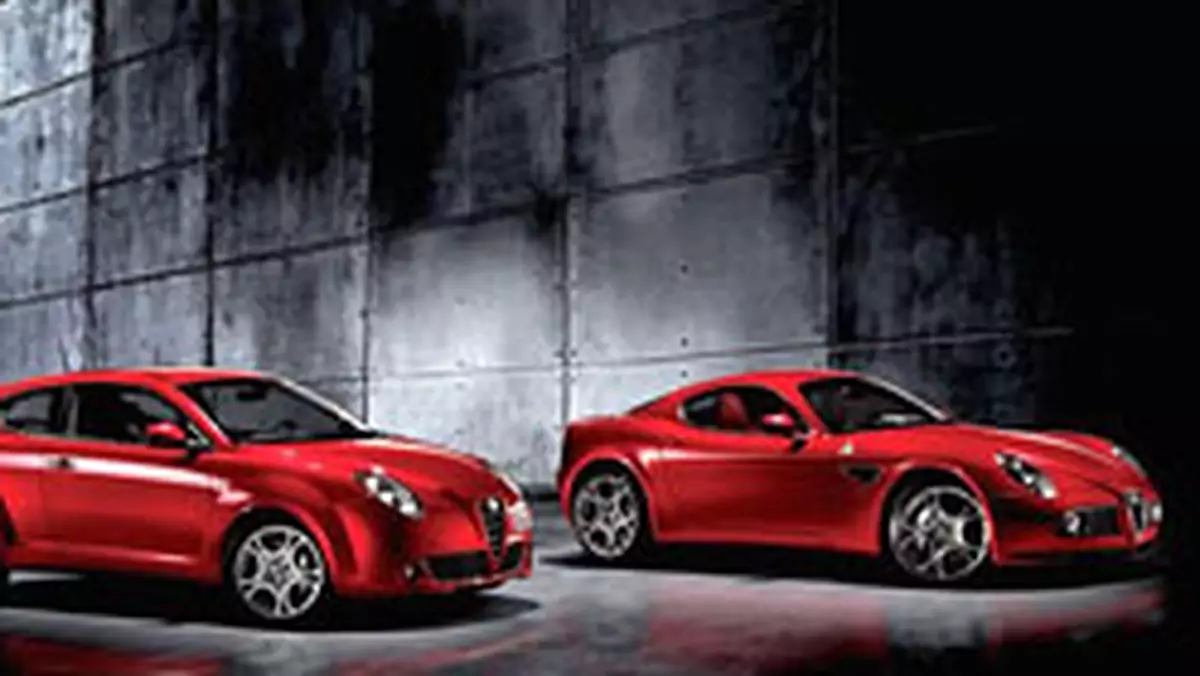 Alfa Romeo Mi.To: pierwsze zdjęcia wnętrza i porównanie do 8C Competizione