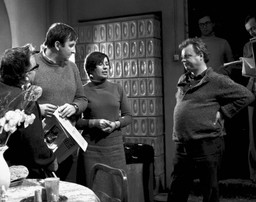 QUIZ. Znane seriale i filmy PRL. Podajemy trzy postaci, Ty zgadujesz tytuł