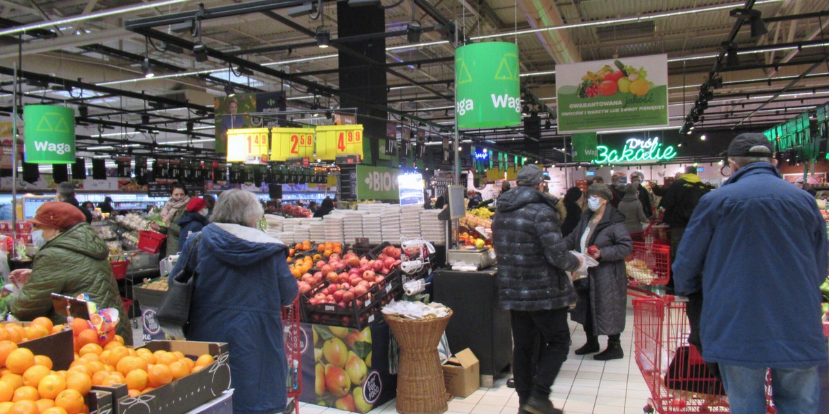 Metoda "na placówkę pocztową" już nie wystarczy. Od lutego wielka zmiana w zakazie handlu. A to oznacza, że jutro ostatnia niedziela na starych zasadach.