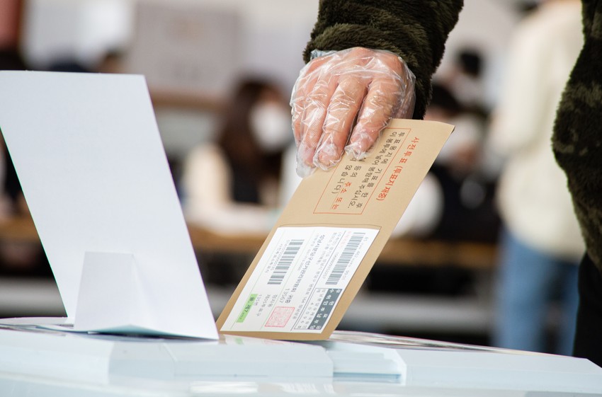 Glasanje s rukavicama