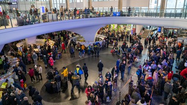 Chaos na Dworcu Centralnym. Aktywiści apelują, wojewoda zapowiada zmiany