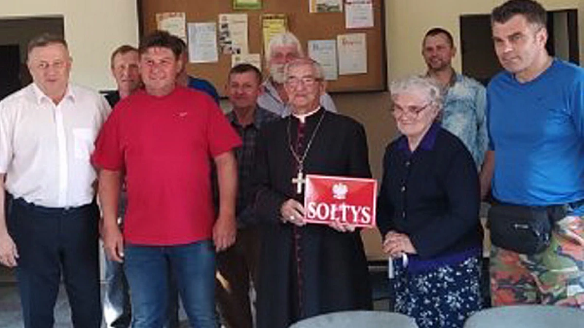 Abp Leszke Sławoj Głódź wrócił na rodzinne Podlasie i został sołtysem - Vimarsana News