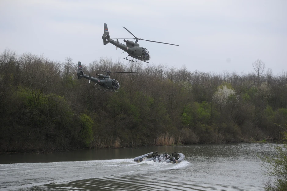 Vojna vežba na pasuljanskim livadama