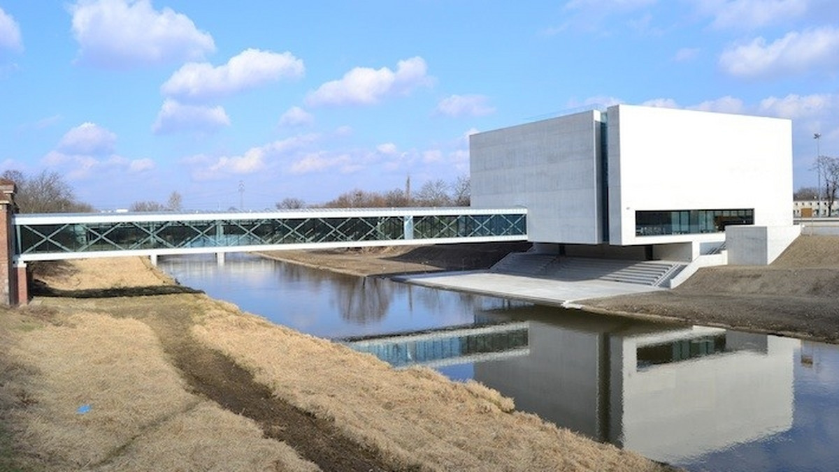 Tworzenie muralu i lamp witrażowych oraz spływ kajakowy – to tylko część atrakcji, jakie zaplanowano na uroczyste otwarcie Bramy Poznania. Poznaniacy mogą wziąć aktywny udział w tych wydarzeniach.