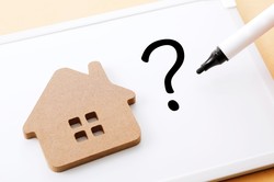 Czy lepiej czekać ze sprzedażą mieszkania? Już niedługo naczelnik urzędu skarbowego nie będzie musiał wyrażać na nią zgody