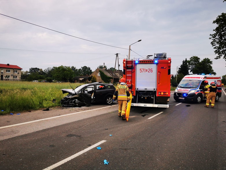 Wypadek na DW482 w miejscowości Ostrówek