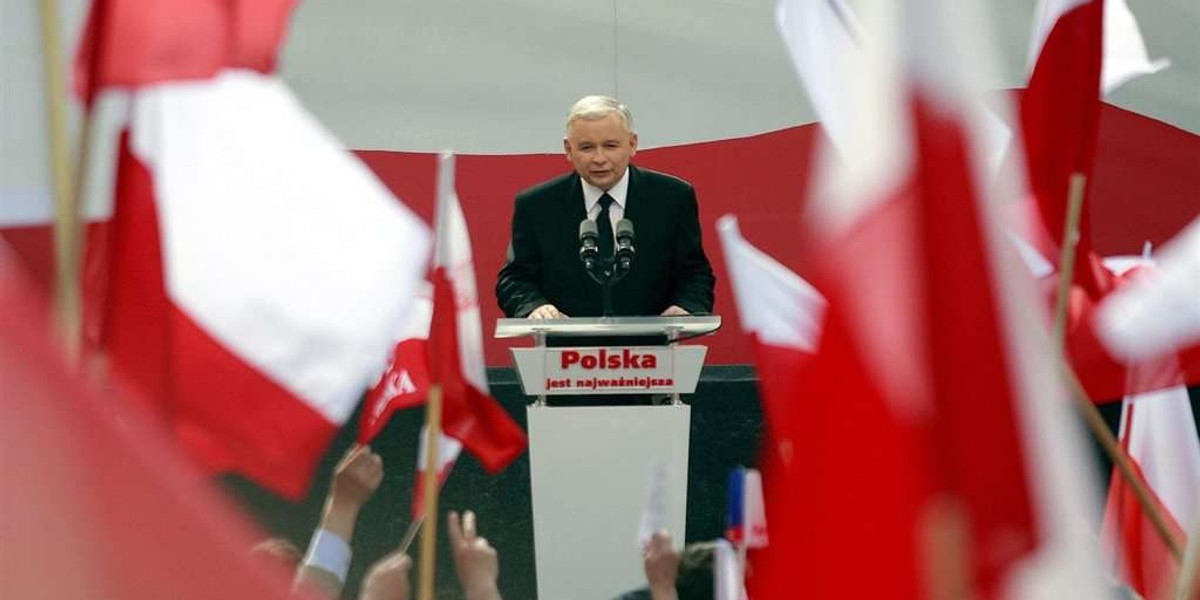 Sondaż: Kaczyński prezydentem w I turze!