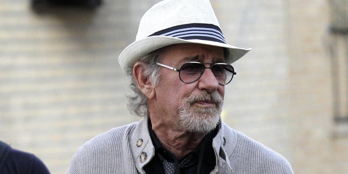 STEVEN SPIELBERG