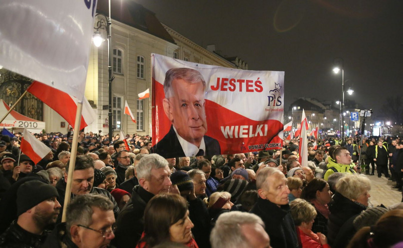 "Będą oficjalne obchody państwowe. Tak powinno być i tak będzie."