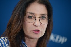 Należy zakończyć procedurę odwołania dwóch członków państwowej komisji ds. pedofilii