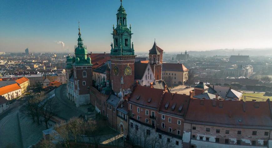Agencja S&P podkreśliła, że Kraków – drugie co do wielkości miasto w Polsce – cieszy się niższym bezrobociem niż wiele polskich miast.