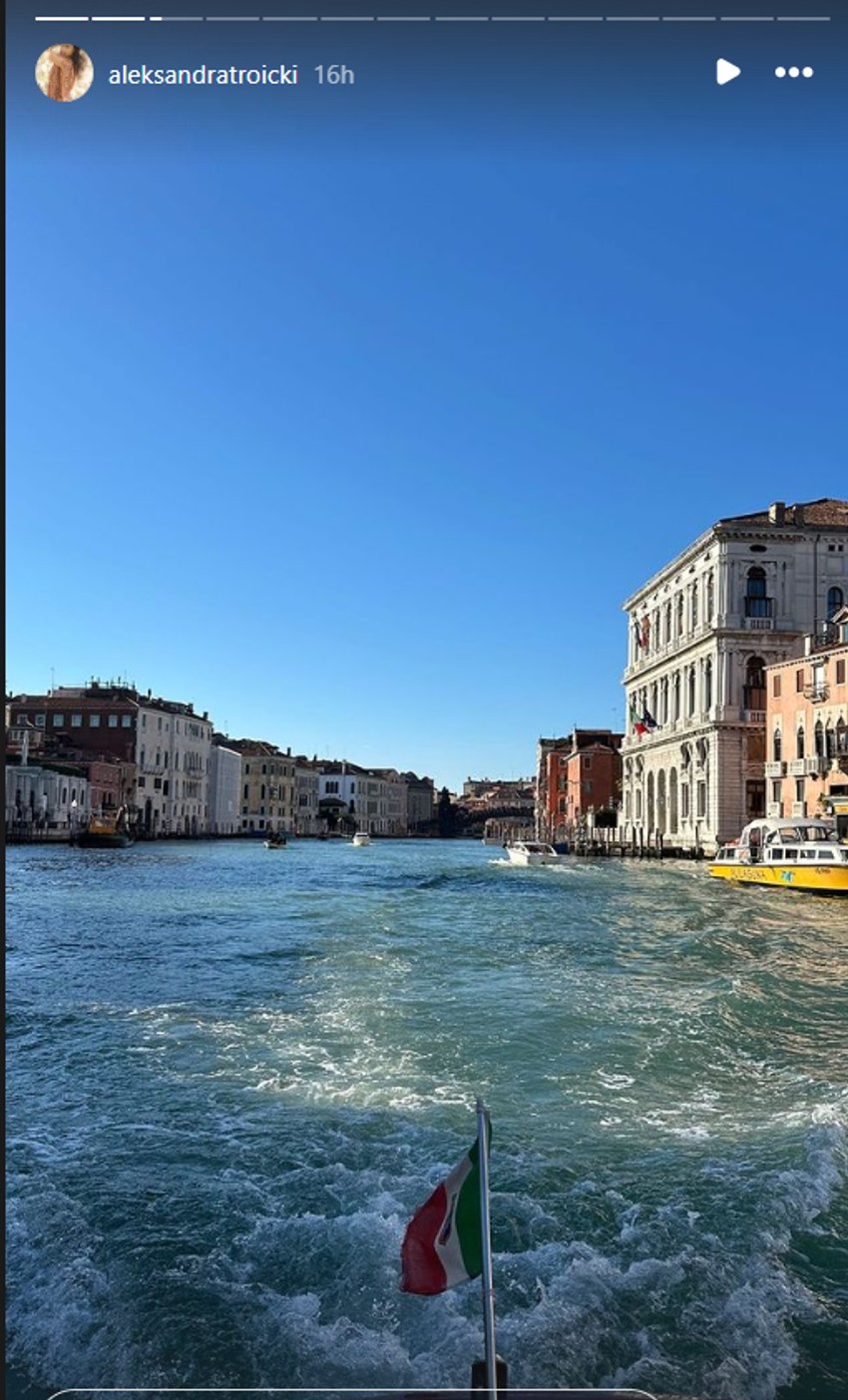 Viktor Troicki sa porodicom na putovanju