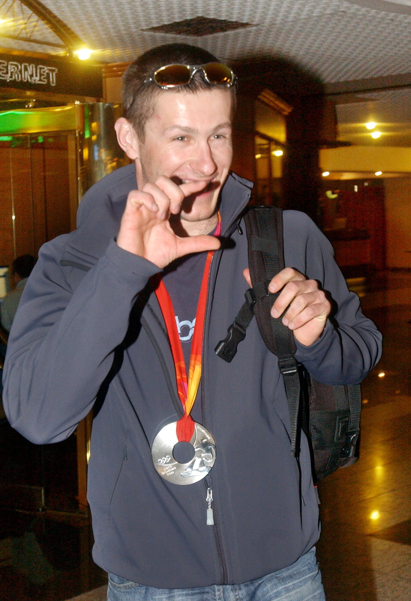 Snoubordista Radoslav Židek vybojoval 16. februára 2006 na ZOH 2006 v Turíne striebornú medailu v snoubordkrose.