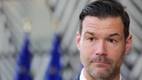 Burza w szwedzkim rządzie. Syn ministra ds. migracji wśród neonazistów