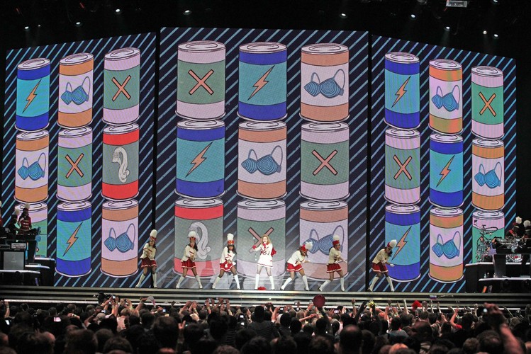 Madonna podczas koncertu w Moskwie