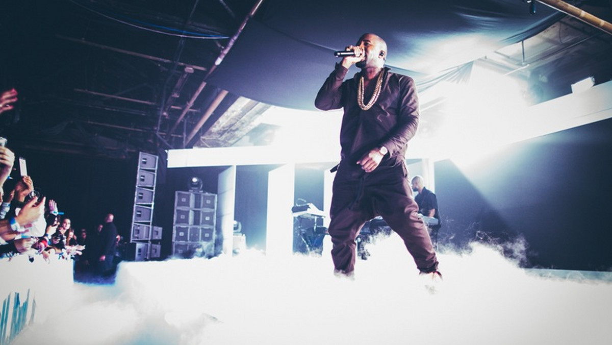 Kanye West zaprezentował oprawę graficzną swojej nadchodzącej płyty "Yeezus". Album ukaże się 18 czerwca.