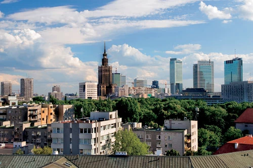 Według planów już za dwa lata Warszawa miała być opleciona darmową siecią internetu