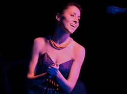 Natu i Badu na jednej scenie