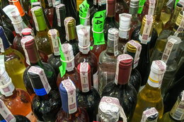 Branżowa organizacja krytykuje podwyżkę akcyzy na alkohol. Przewidują wzrost szarej strefy