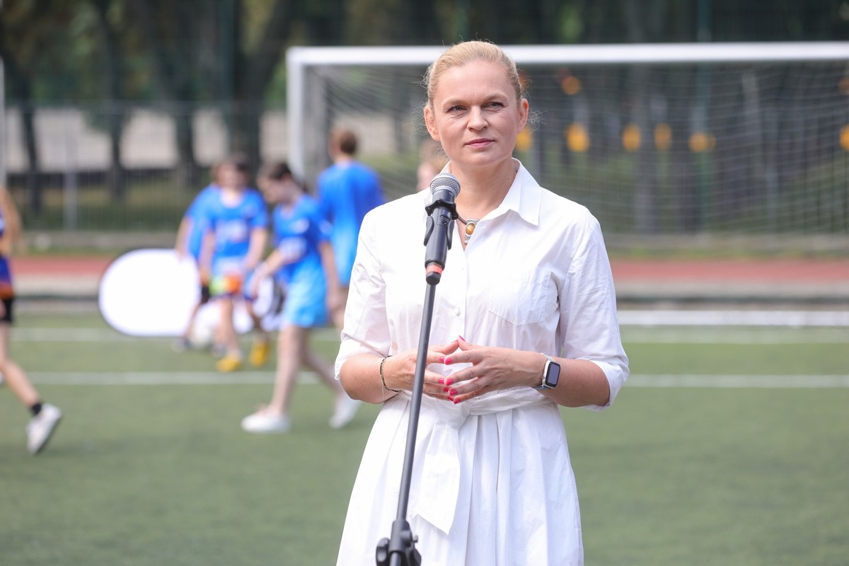 Minister edukacji Barbara Nowacka podczas konferencji prasowej w Warszawie, temat spotkania: "Program aktywna szkoła"