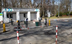 Zwłoki kobiety na balkonie jednego z budynków AWF. Są wyniki sekcji zwłok