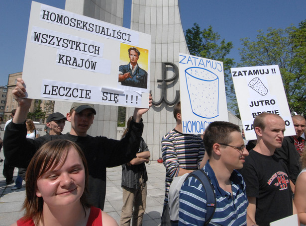 Polacy chcą zakazać gejom manifestacji