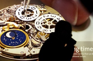 PE za zniesieniem zmiany czasu w UE. Ostatni raz przestawimy zegarki w 2021 r.?