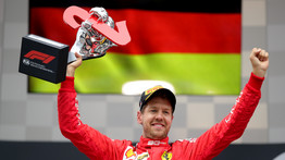 Furfangos: esernyős trükkel zsebelte be a második helyet Vettel