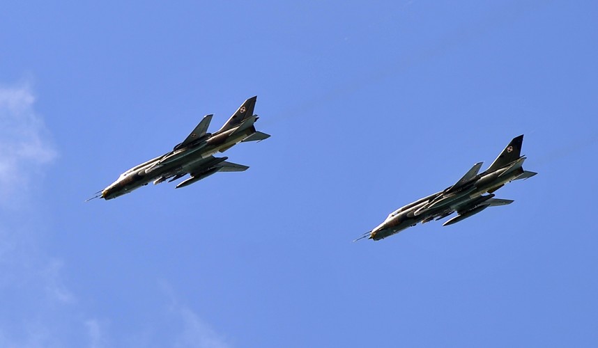 Ćwiczenia Puma 15 na poligonie poligonie w Drawsku Pomorskim <br><br>fot. (mb/cat) PAP/Marcin Bielecki