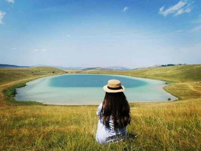 Vražje jezero u Crnoj Gori privlači brojne turiste