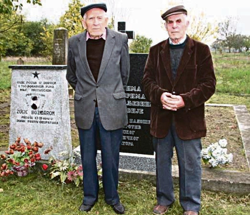 Meštani i danas održavaju grobnicu poginulih vojnika