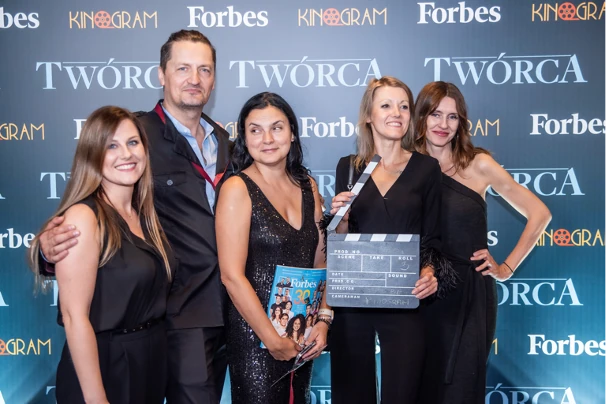 Forbes na premierze filmu "Twórca"