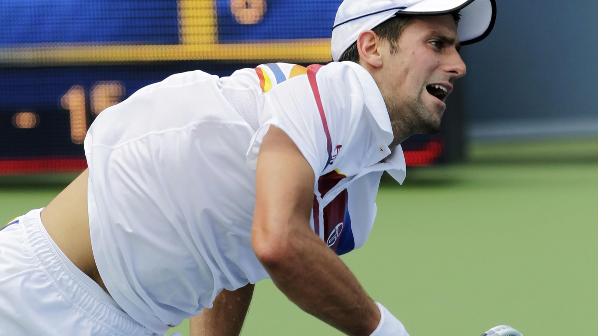 Serb Novak Djoković i Argentyńczyk Juan Martin Del Potro zostali pierwszymi półfinalistami turnieju tenisowego ATP Masters 1000 w Cincinnati (pula nagród 2,8 mln dol.). Pierwszy wyeliminował Chorwata Marina Cilica, a drugi - Francuza Jeremy'ego Chardy.